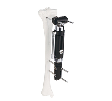 dynamic axial t shape type external fixator